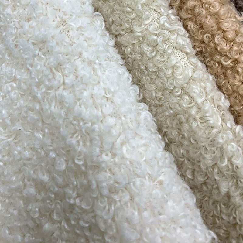 現代のソファ染色抵抗性の腕のない部屋のリビングルーム