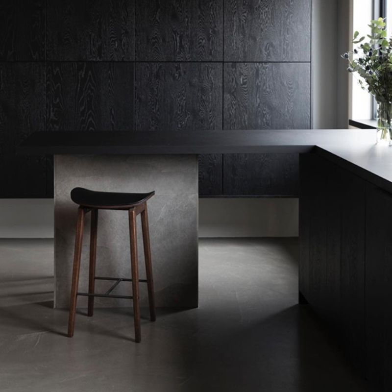 Industrial Solid Wood Stool Saddle Seat Stool for Living Room Clearhalo 'Bar Furniture' 'Bar Stools' 'bar_stools' 'furn' 'furn_bar_stools' 'Furniture' 'Kitchen & Dining Furniture' 1200x1200_50d02ea3-f84b-4aa6-8901-cc26cf24648c