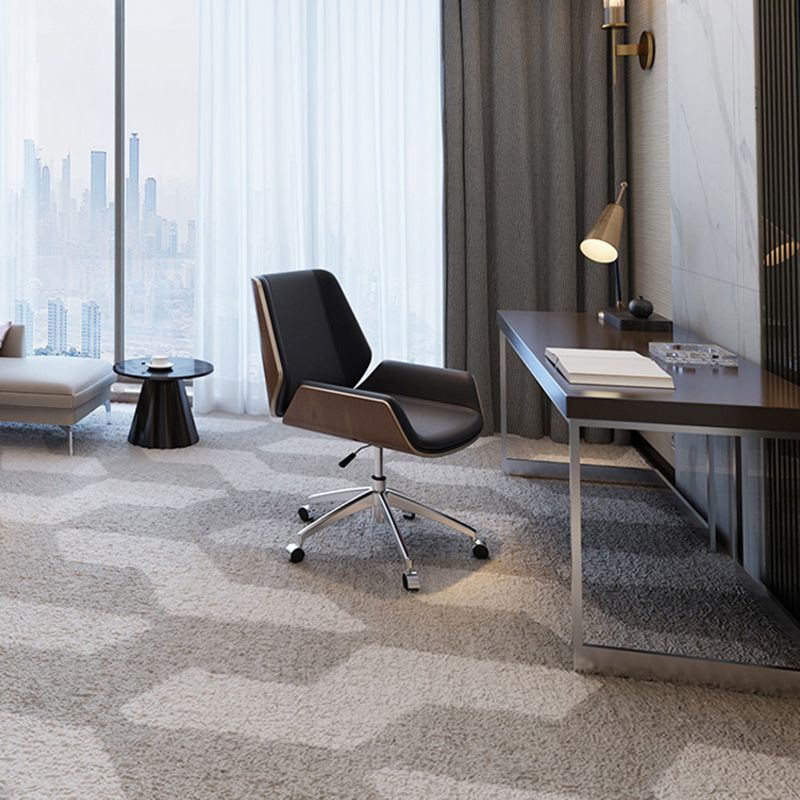 Hedendaagse ergonomische conferentiestoel Faux Leather Bureau -stoel voor thuiskantoor