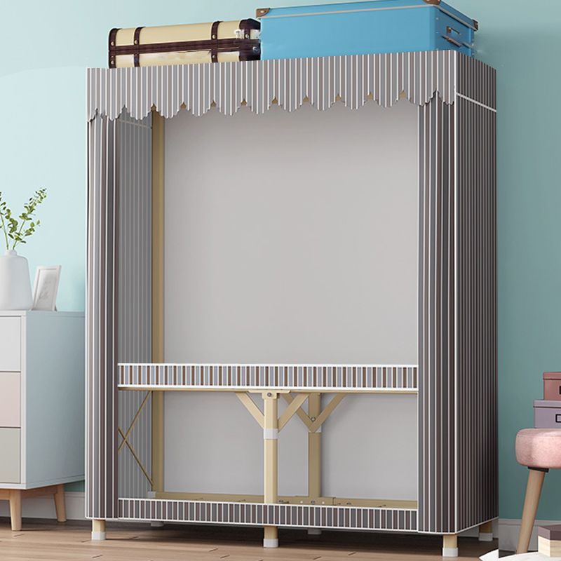 Gouden stalen frame garderobe armoire eigentijdse garderobe voor slaapkamer