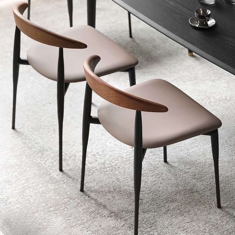 Chaises de salle à manger en métal