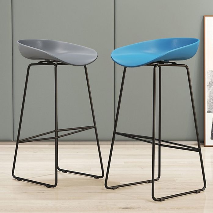 Modern Style Iron Bar Stool with Footrest Bristol Bar Stool for Kitchen Clearhalo 'Bar Furniture' 'Bar Stools' 'bar_stools' 'furn' 'furn_bar_stools' 'furniture_bar_stools' 'Kitchen & Dining Furniture' 'kitchen&dining_furn' 'kitchen' 'kitchen_furn' Furniture' 1200x1200_5174babf-6cde-4d03-a233-c56159690046