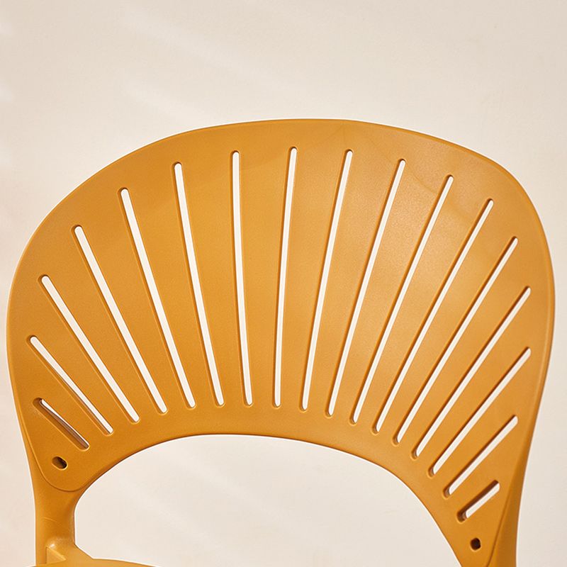 Modern Backrest Armless Counter Stool Plastic Stackable Bar Stool with 4 Legs