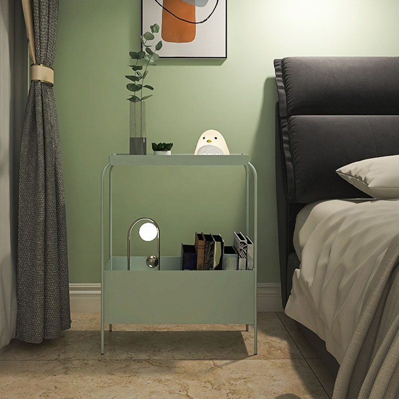 Nightand de table d'accent en métal contemporain 25,59 "Table table de nuit de lit avec 2 étagères