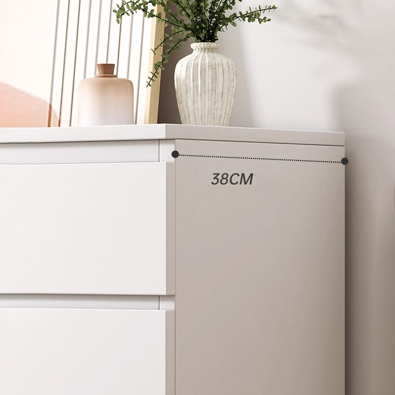 引き出し付きのコンテンポラリースタイルの木材アクセントチェストサイドキャビネット