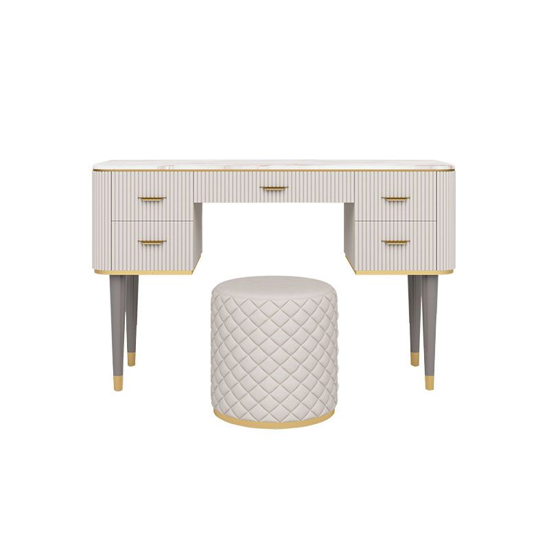 Ensemble de vanité de maquillage contemporain 5 tirages