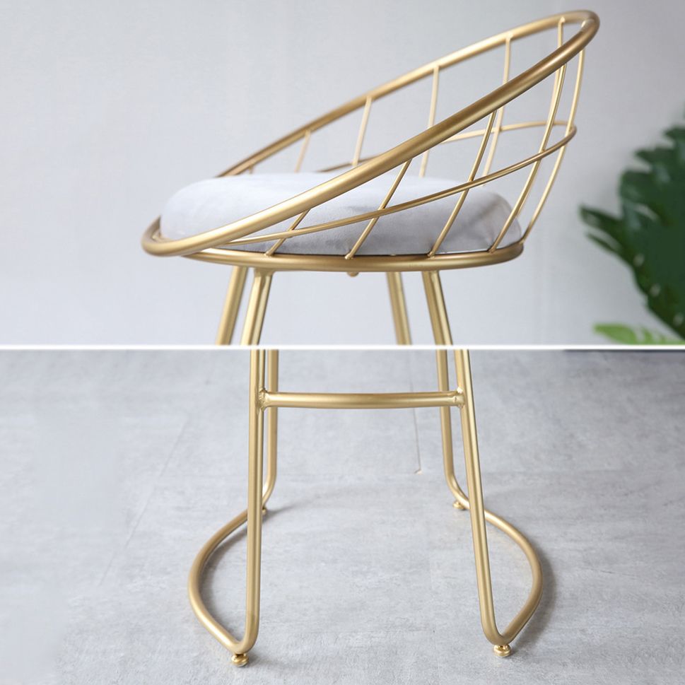Contemporary Round Bar and Counter Stool Metal Stool with Sled Base Clearhalo 'Bar Furniture' 'Bar Stools' 'bar_stools' 'furn' 'furn_bar_stools' 'Furniture' 'furniture_bar_stools' 'Kitchen & Dining Furniture' 1200x1200_523f8cc5-e6fb-4bd8-a6ab-716571e6b3c2