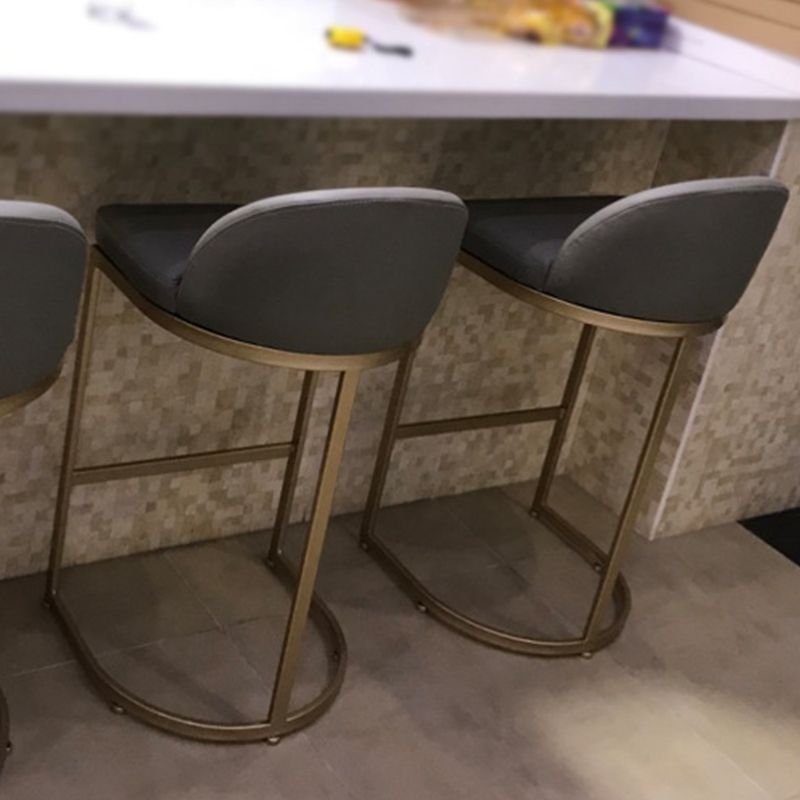 Industrial Low Back Stool PU Leather Counter Stool with Metal Legs Clearhalo 'Bar Furniture' 'Bar Stools' 'bar_stools' 'furn' 'furn_bar_stools' 'Furniture' 'Kitchen & Dining Furniture' 1200x1200_526406f8-1733-4c0c-9c30-6a7969631e9c