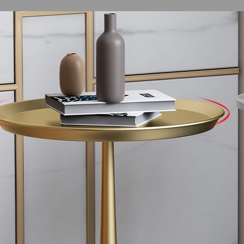 Tableau de coin supérieur à plateau rond minimaliste