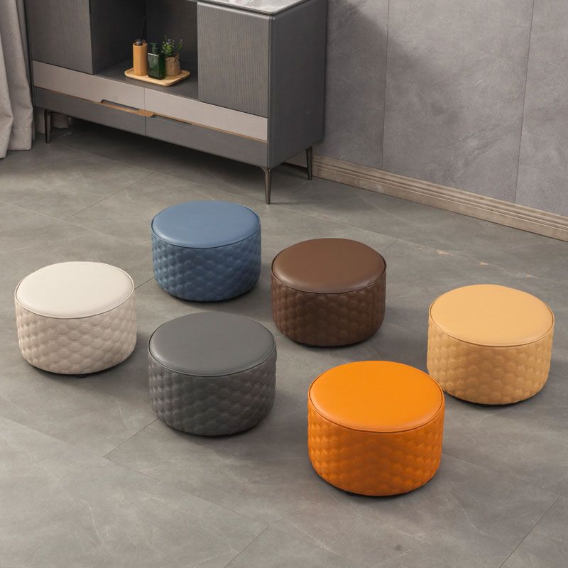 Genuine Leather Standard Stool Modern Minimalist Round Footrest Clearhalo 'furn' 'furn_ottomans_poufs' 'Furniture' 'Living Room Furniture' 'Ottomans & Poufs' 'ottomans_poufs' 1200x1200_52bb67b1-428d-4782-bab7-52695ba7fe4f