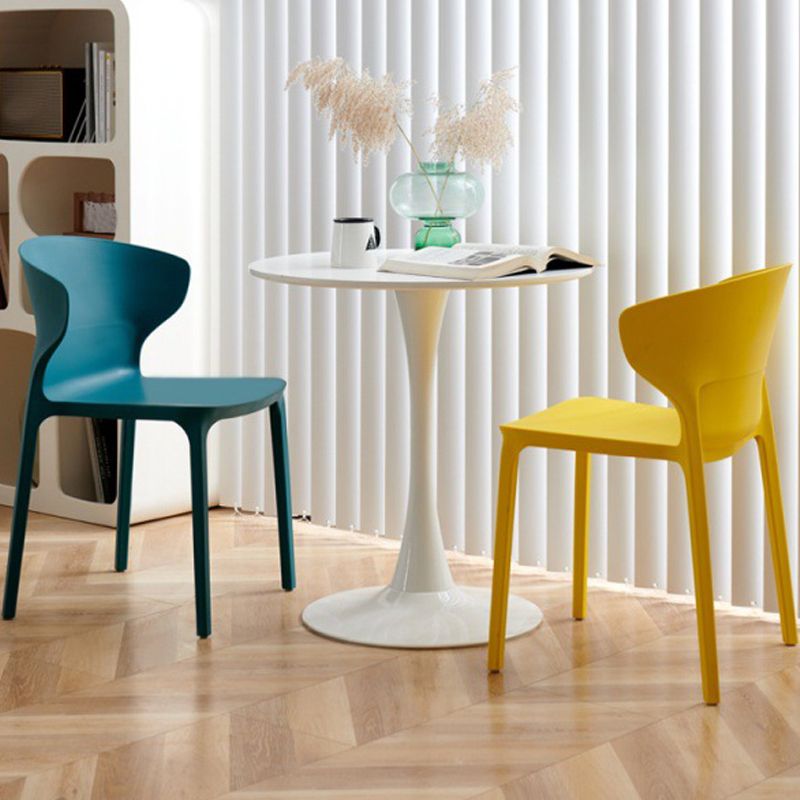 Scandinavian Plastic Kitchen Dining Room Chair Wingback Side Chair Clearhalo ' kitchen&dining_furn' 'Dining Chairs' 'Dining Tables & Seating' 'dining_chair' 'Furniture' 'furniture_dining_chair' 'Kitchen & Dining Furniture' 'kitchen' 1200x1200_52eda072-3306-4baf-942b-3bcf569b1a92