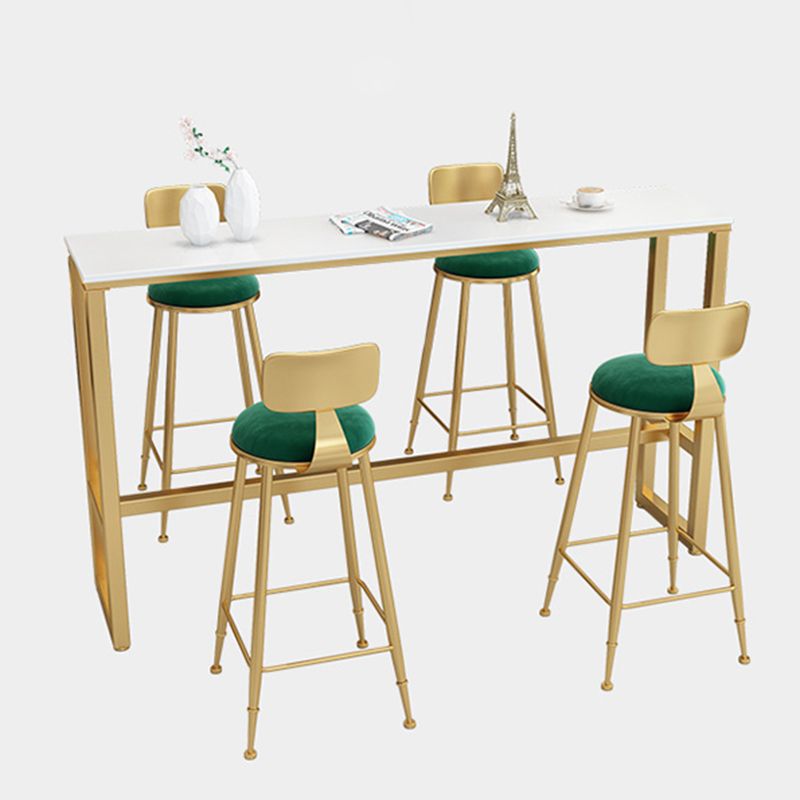 Taburete de tela de taburete de barra de glam metal con patas doradas en acabado mate