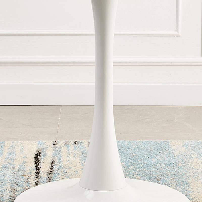 Minimalism Style Round Top Restaurant Table Metal Base Dining Table Clearhalo 'Dining Tables & Seating' 'Dining Tables' 'dining_table' 'furn' 'furn_dining_table' 'Furniture' 'furniture_dining_table' 'Kitchen & Dining Furniture' 'kitchen' 'kitchen_dining_table' 1200x1200_531eba1c-24e8-4429-b81a-34c1dad3fdc7