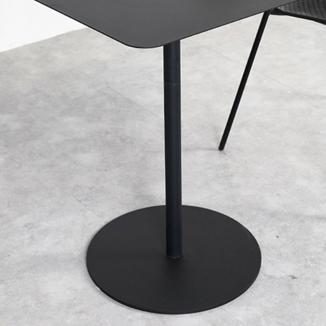 Base de piédestal moderne médiéval Table d'appoint en métal rond / carré