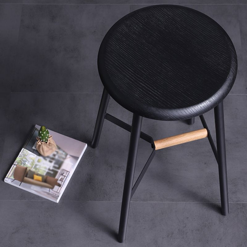 Scandinavian Black Counter Stools Metal Wood Backless Bar Stools with Round Seat Clearhalo 'Bar Furniture' 'Bar Stools' 'bar_stools' 'furn' 'furn_bar_stools' 'furniture_bar_stools' 'Kitchen & Dining Furniture' 'kitchen&dining_furn' 'kitchen' 'kitchen_furn' Furniture' 1200x1200_53e4e49a-291c-46c6-80d1-870095157e85