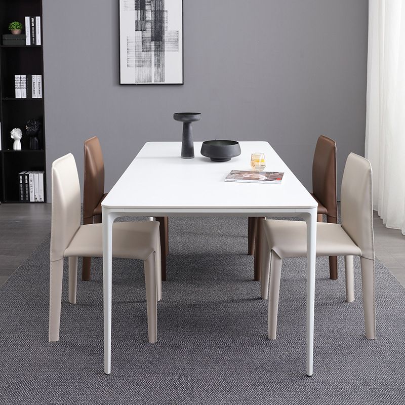 Eigentijdse eetkamerstoelen van kunstleer, armloze stoelen met metalen onderstel