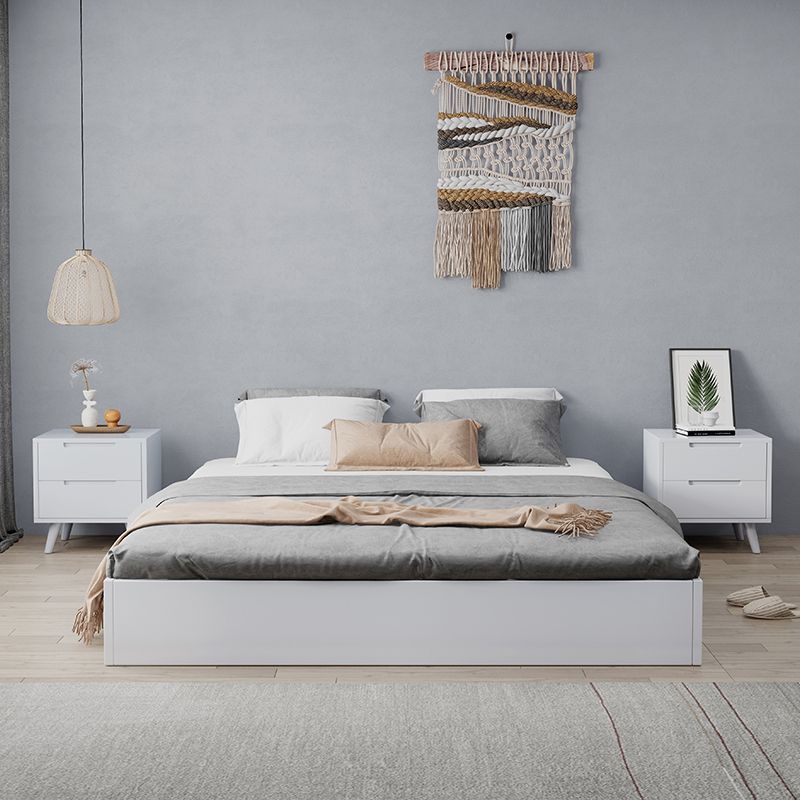 Piattaforma moderna di legno massimo della metà del secolo letto a colori solidi piattaforma