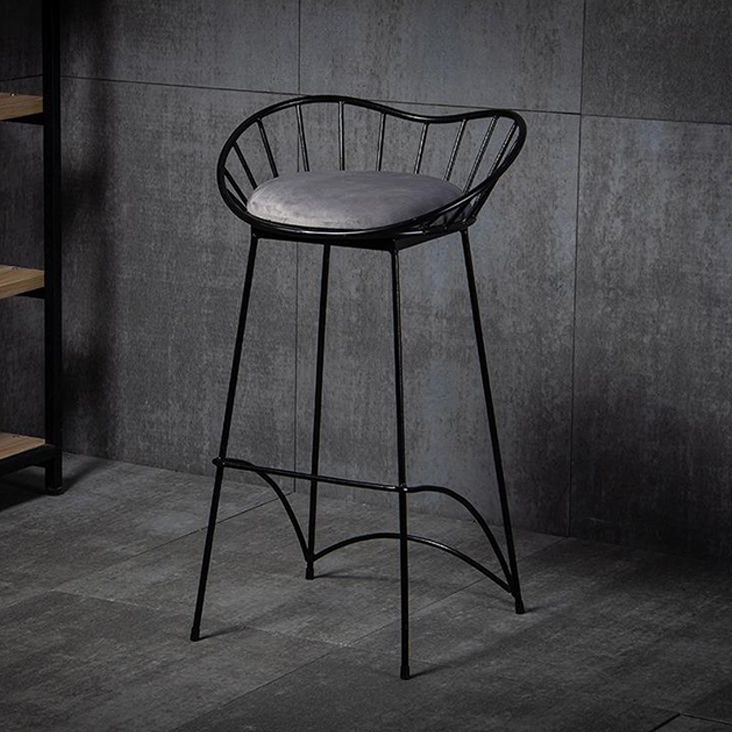 Industrial Metal Round Barstool Patio Bar Stool with Metal Legs Clearhalo 'Bar Furniture' 'Bar Stools' 'bar_stools' 'furn' 'furn_bar_stools' 'Furniture' 'Kitchen & Dining Furniture' 1200x1200_546109eb-c221-4d17-8749-f9c042b6a39c