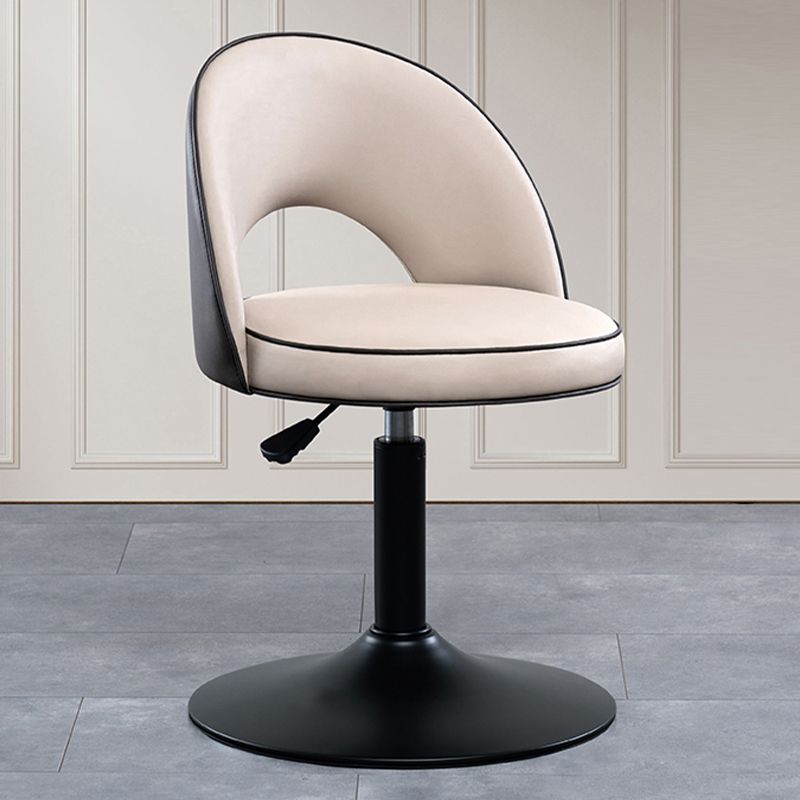 Tabourets de bar pivotants à hauteur réglable, style Glam, en simili cuir, avec base noire