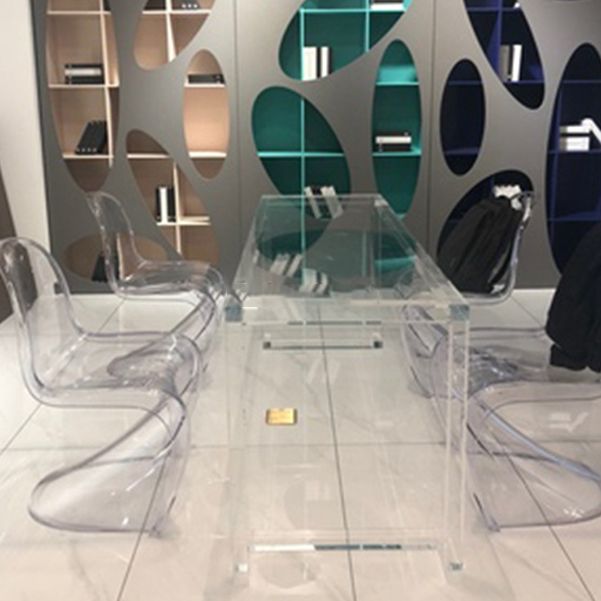 Desca scrittura di scrittura acrilica moderna e contemporanea