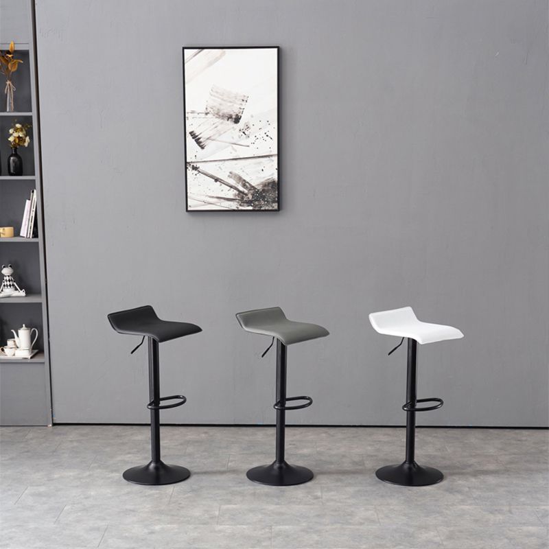 Modern Adjustable Swivel Bar Stool Footrest Low Back Faux Leather Bar Stool Clearhalo 'Bar Furniture' 'Bar Stools' 'bar_stools' 'furn' 'furn_bar_stools' 'furniture_bar_stools' 'Kitchen & Dining Furniture' 'kitchen&dining_furn' 'kitchen' 'kitchen_furn' Furniture' 1200x1200_54992675-2b87-4e8d-9b3a-e1a9aaaae771