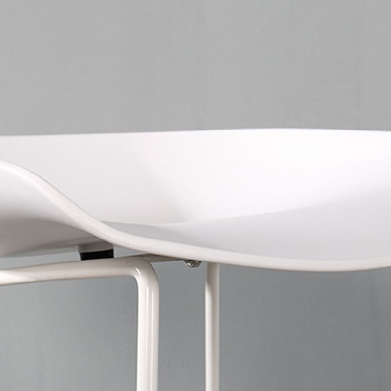 Contemporary Counter Bar Stool Bucket Bar Stool with Footrest Iron Base Clearhalo 'Bar Furniture' 'Bar Stools' 'bar_stools' 'furn' 'furn_bar_stools' 'furniture_bar_stools' 'Kitchen & Dining Furniture' 'kitchen&dining_furn' 'kitchen' 'kitchen_furn' Furniture' 1200x1200_549b833a-a66d-4052-9f3c-f1d04e9c1b0a