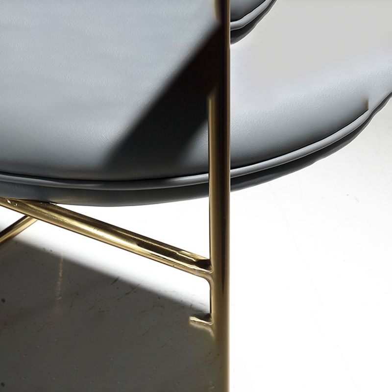 Silla de comedor de cuero con silla de brazo glamorosa con marco de oro para el hogar