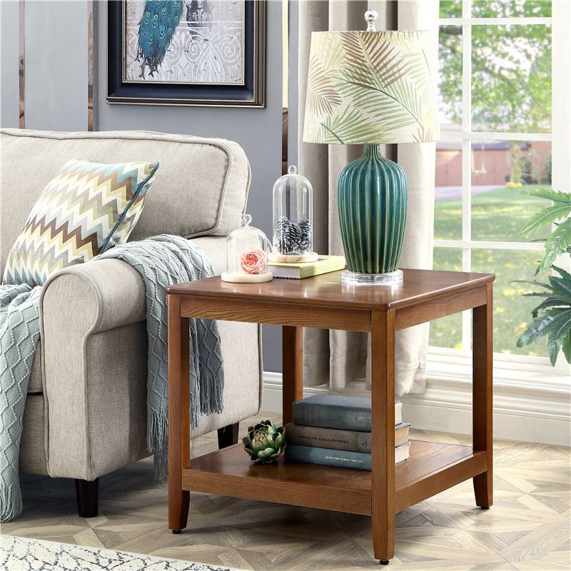 Modernistisches massives Holz 4 Beine quadratische Doppelstufe Akzent -Beistelltisch