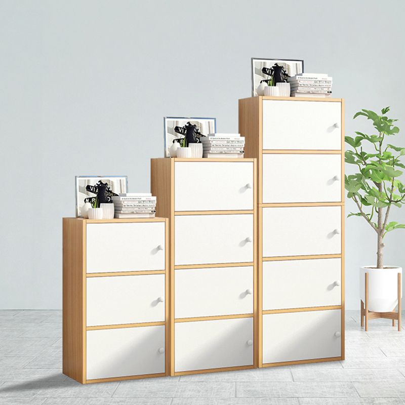 Cassa di stoccaggio in legno verticale per finitura opaca contemporanea