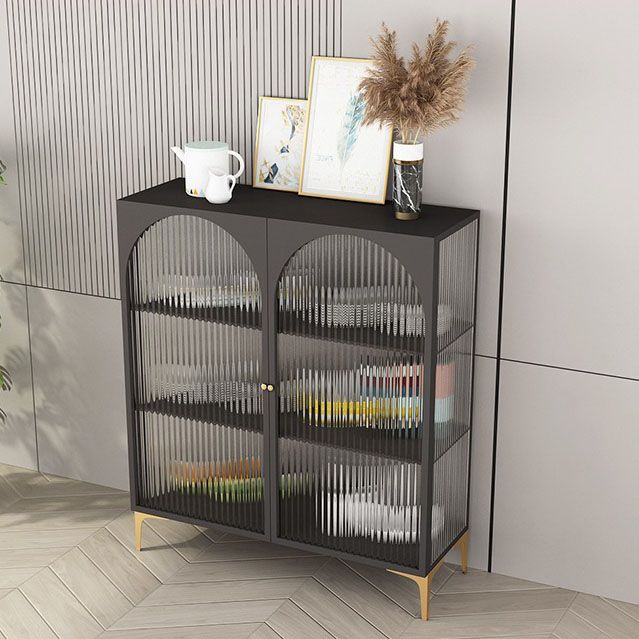 Puertas de vidrio de estilo glamero Credenza de metal para uso de la cocina