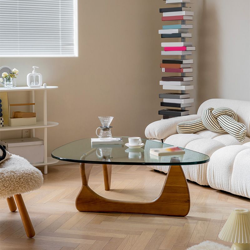 Moderne driehoek glas abstracte salontafel heldere cocktailtafel