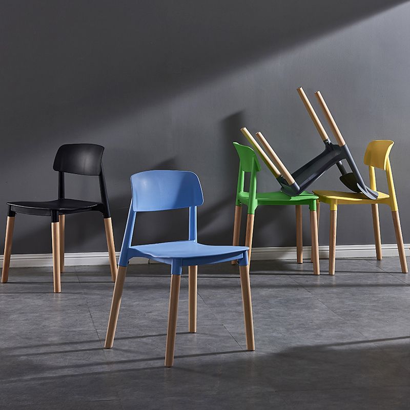 Contemporary Style Plastic Dining Chair Open Back Dining Side Chair for Kitchen Clearhalo ' kitchen&dining_furn' 'Dining Chairs' 'Dining Tables & Seating' 'dining_chair' 'furn' 'furn_dining_chair' 'Furniture' 'furniture_dining_chair' 'Kitchen & Dining Furniture' 'kitchen' 1200x1200_552f7686-5dc6-4b7c-912d-4d83cdc2c152