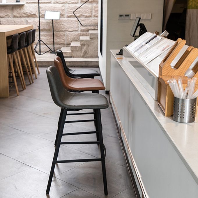Contemporary Design Leather Counter Stool Low Back Armless Stools with Metal Base Clearhalo 'Bar Furniture' 'Bar Stools' 'bar_stools' 'furn' 'furn_bar_stools' 'Furniture' 'furniture_bar_stools' 'Kitchen & Dining Furniture' 1200x1200_553577e8-28f8-4dc3-bc1e-aa21fc2e7679