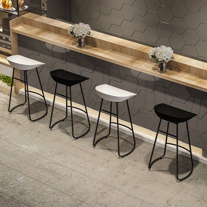 Modern Milk Tea Shop Low Back Stool Matte Finish Plastic Barstool Clearhalo 'Bar Furniture' 'Bar Stools' 'bar_stools' 'Furniture' 'furniture_bar_stools' 'Kitchen & Dining Furniture' 1200x1200_554beeea-a542-4a74-99ed-3aa5e7fae1f6