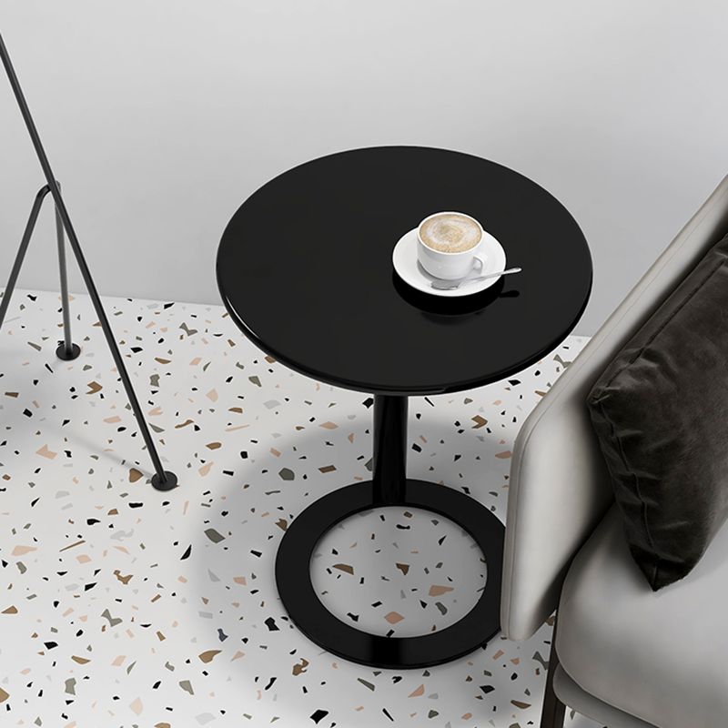 Tavolo da tavola di fascia rotonda in metallo scandinavo 18,9 "/ 23,6" H Tavola laterale