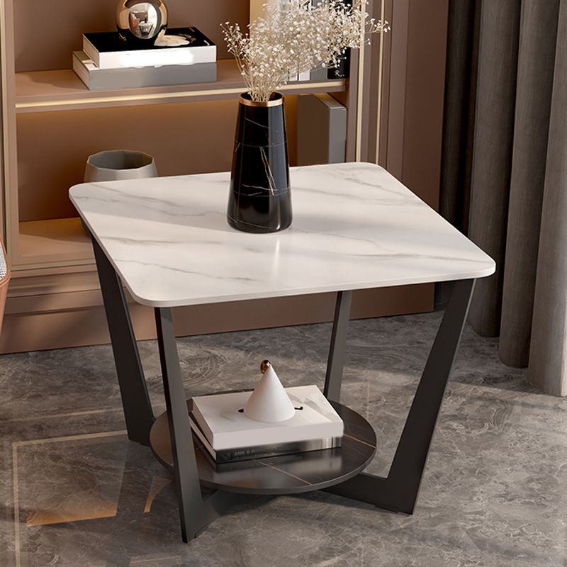 Table de la pizarra de las patas de la pizarra Tabla de extremo cuadrado moderno con almacenamiento