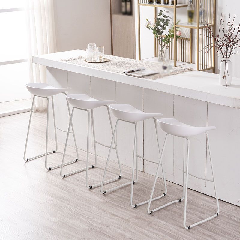 Modern Armless Backrest Counter Stool Iron Milk Tea Shop Bar Stool with Plastic Seat Clearhalo 'Bar Furniture' 'Bar Stools' 'bar_stools' 'furn' 'furn_bar_stools' 'furniture_bar_stools' 'Kitchen & Dining Furniture' 'kitchen&dining_furn' 'kitchen' 'kitchen_furn' Furniture' 1200x1200_55cd7a8e-6ab2-430b-9fe4-2bae4a783b99