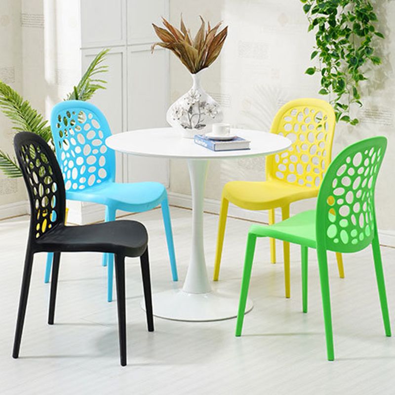 Contemporary Kitchen Dining Side Chair Plastic Armless Chair Clearhalo 'Dining Chairs' 'Dining Tables & Seating' 'dining_chair' 'furn' 'furn_dining_chair' 'Furniture' 'Kitchen & Dining Furniture' 1200x1200_55de8dc4-412f-4162-8c2d-bebc779ce57e