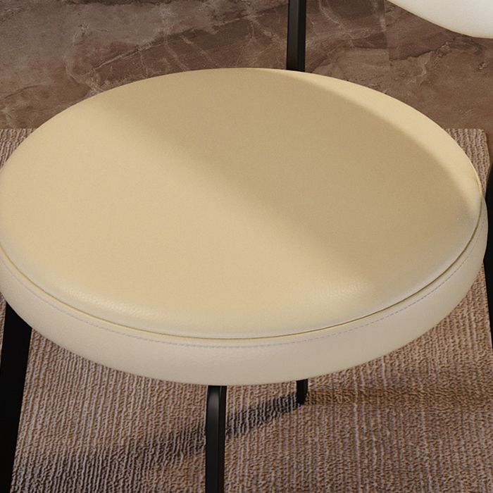 Moderne eenvoudige zijstoel gestoffeerde keuken eetkamerstoel met metalen basis