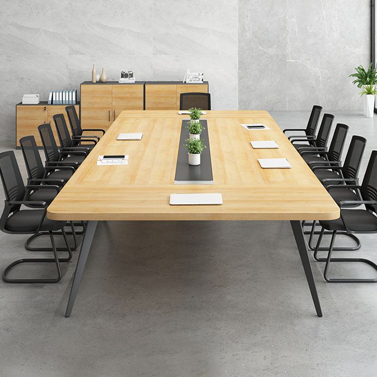 Wooden Office Writing Desk Industrial Curved Cable Management Office Desk Clearhalo 'furn' 'furn_office_desk' 'Furniture' 'Office Desks' 'Office Furniture' 'office_desk' 1200x1200_567ca119-7ca6-466b-ac99-884d29fad661