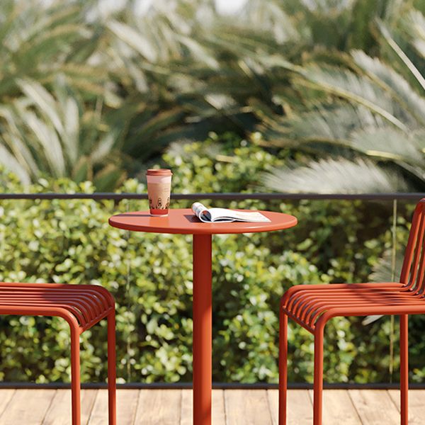 Modern Round Metal Bar Table Dining Table - 23.6" L x 23.6" W x 41.3" H Clearhalo 'Bar Furniture' 'Bar Tables' 'bar_tables' 'furn' 'furn_bar_tables' 'Furniture' 'Kitchen & Dining Furniture' 1200x1200_568becf7-0dd9-4cde-b167-28fd932d5e1f