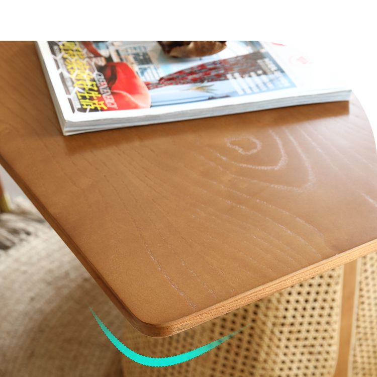 Tavolo da pranzo a forma quadrata a forma quadrata in legno contemporaneo per casa