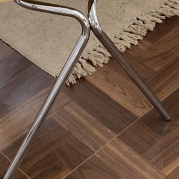 Moderner armloser Rückenlehne Acrylstuhl mit Metallbeinen für Esszimmer