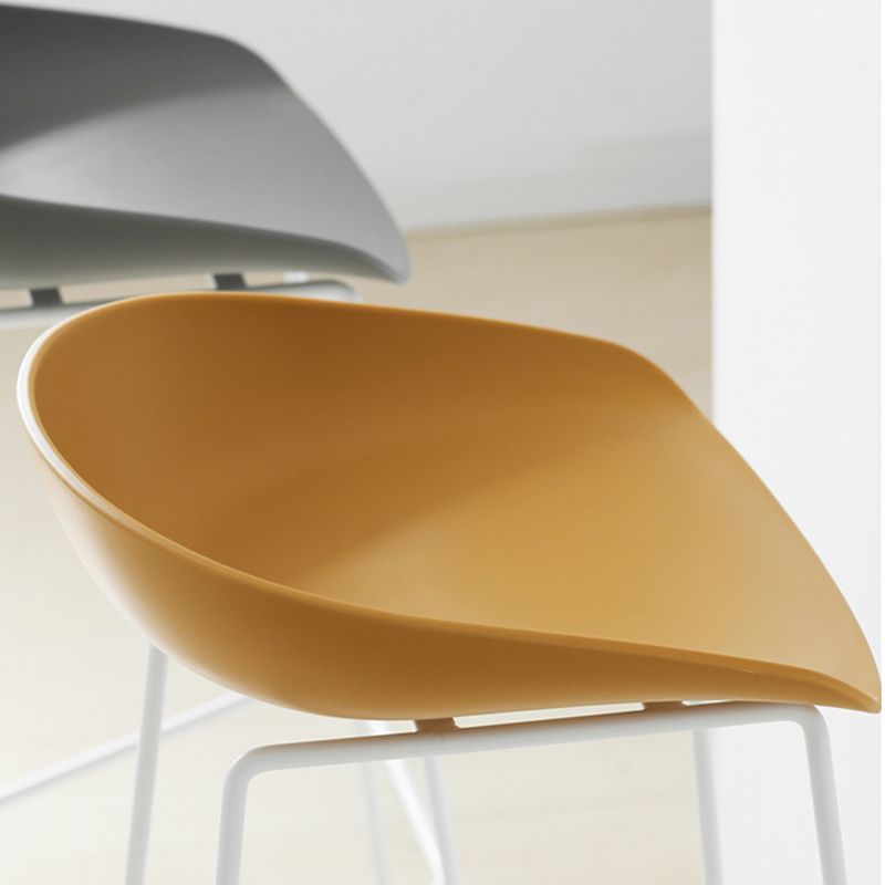 Nordic Indoor Simple Barstool Low Back Steel Tall Stool with Plastic Seat Clearhalo 'Bar Furniture' 'Bar Stools' 'bar_stools' 'furn' 'furn_bar_stools' 'Furniture' 'furniture_bar_stools' 'Kitchen & Dining Furniture' 1200x1200_570368d8-8909-4390-90c4-f65ba9a1d411