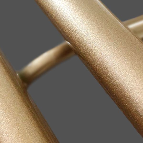 タイトな背中とアパート用のタキシードアームを備えた超近代的な湾曲したソファー