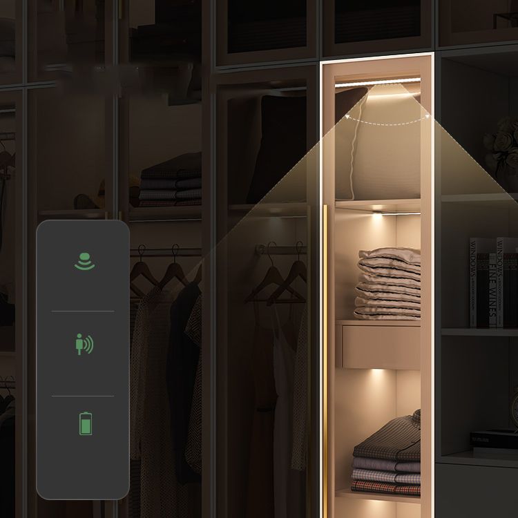 Armadio per armadio in vetro e legno con scaffali armadio moderno del guardaroba