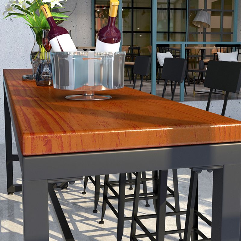 Table à hauteur de bar en bois Table de bistro de style industriel avec base en métal