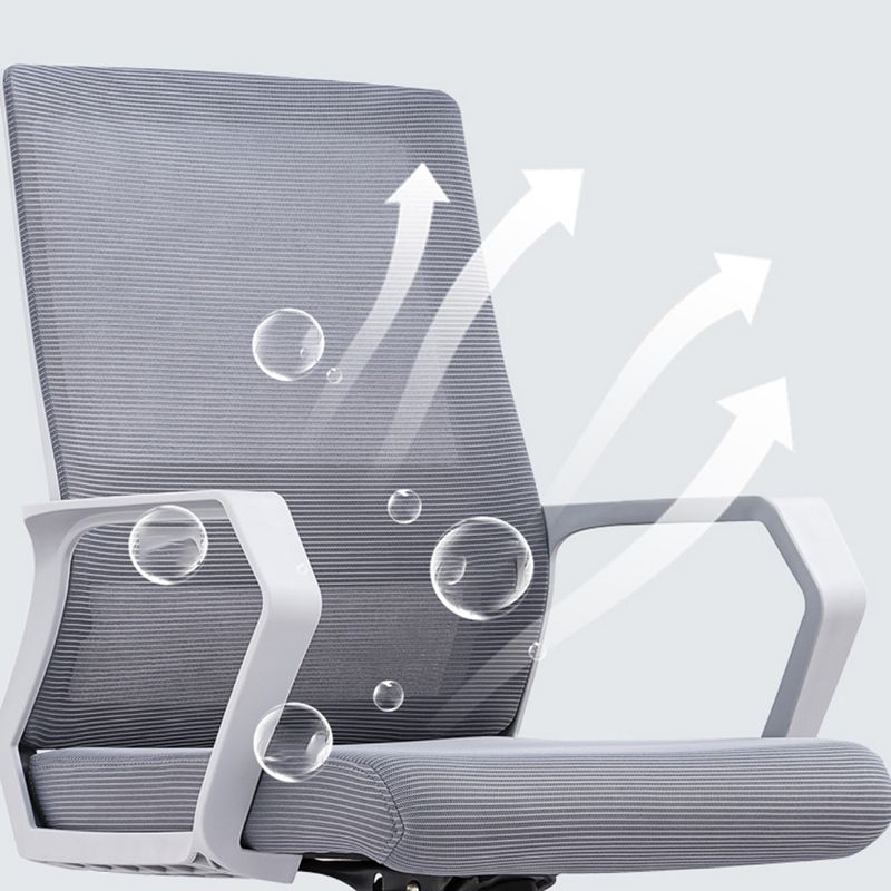 Silla de oficina moderna brazos fijos altura de asiento ajustable altura giratoria con espalda transpirable