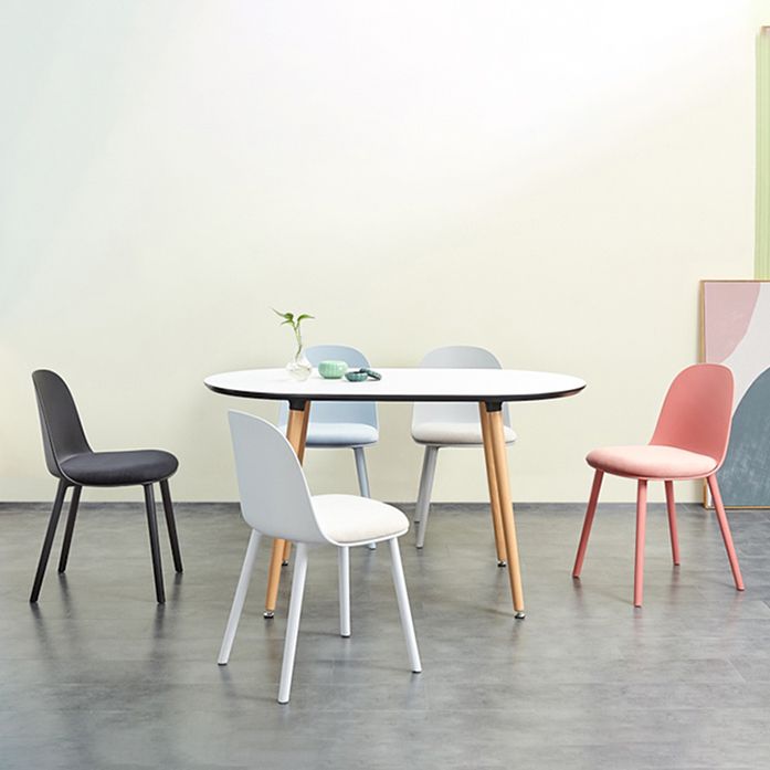 Glam Plastic Indoor-Outdoor Room Side Chairs Solid Back Chair Clearhalo ' kitchen&dining_furn' 'Dining Chairs' 'Dining Tables & Seating' 'dining_chair' 'furn' 'furn_dining_chair' 'Furniture' 'furniture_dining_chair' 'Kitchen & Dining Furniture' 'kitchen' 1200x1200_58395d4c-bc46-4138-a498-f783a05e9c18