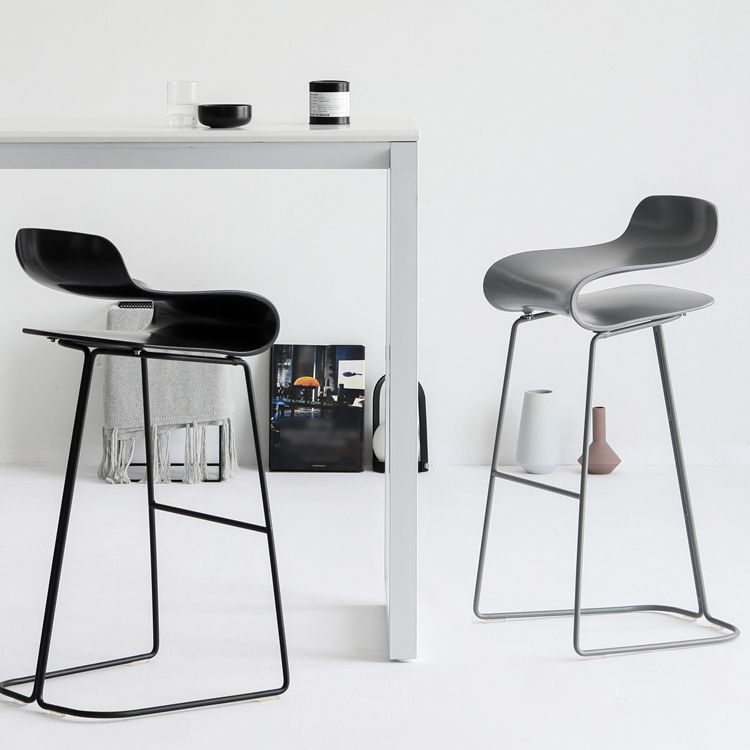 Scandinavian Matte Finish Plastic Barstool Footrest Coffee Shop Stool Clearhalo 'Bar Furniture' 'Bar Stools' 'bar_stools' 'Furniture' 'furniture_bar_stools' 'Kitchen & Dining Furniture' 1200x1200_58b26ac6-e7e0-4e64-98e4-b1e25517c464